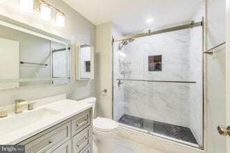 2120 Vermont Ave NW, Unit 121 in Washington, DC - Building Photo - Building Photo