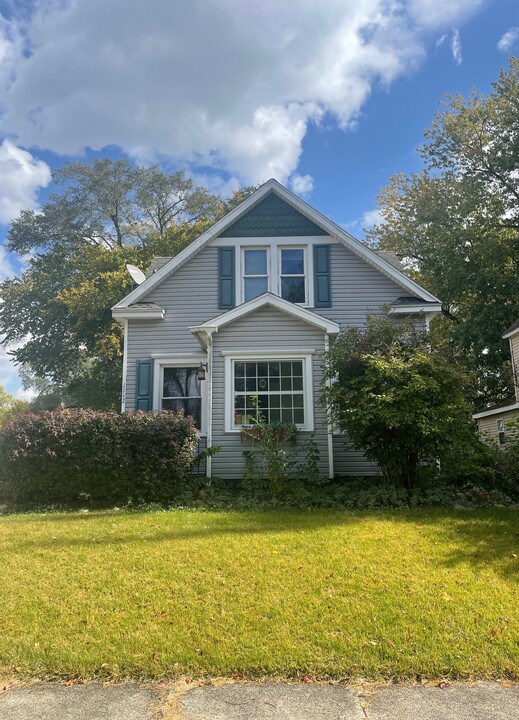 1112 S 25th St in South Bend, IN - Building Photo