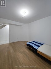 27 Macklingate Ct in Toronto, ON - Building Photo - Building Photo