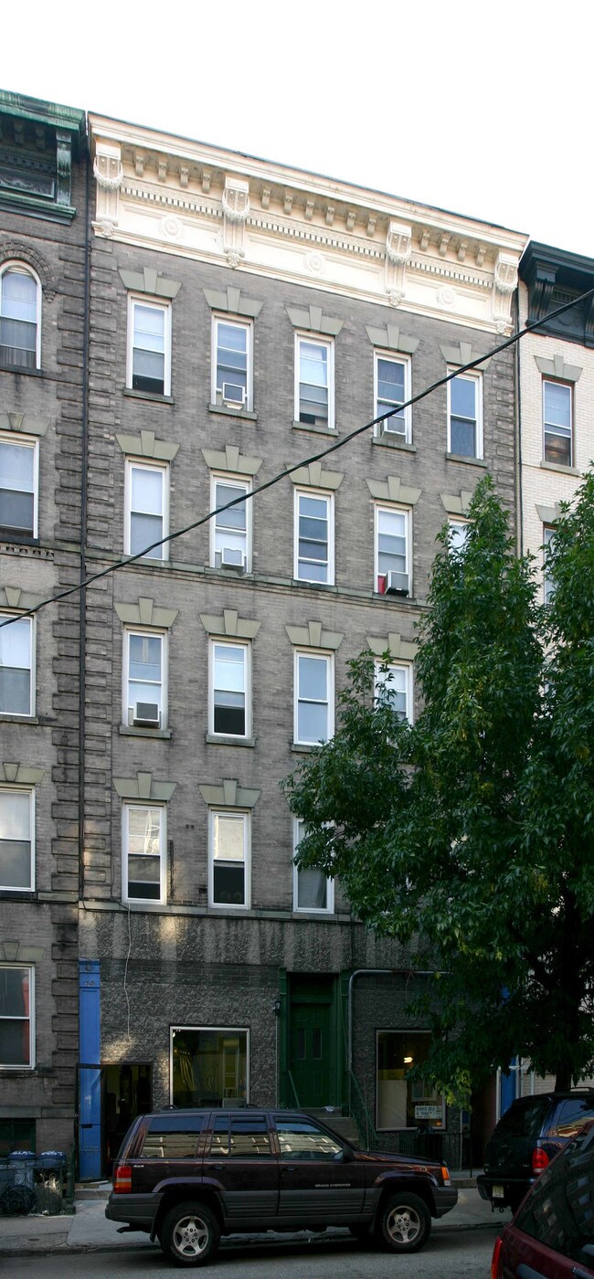 719 Willow Ave in Hoboken, NJ - Building Photo - Building Photo