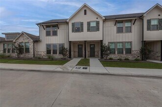 9716 Thorncrown Ln in Fort Worth, TX - Building Photo - Building Photo