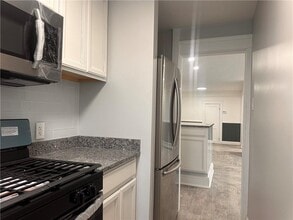 31 Ceres St in Providence, RI - Building Photo - Building Photo