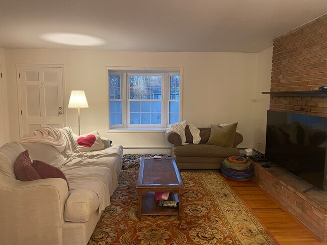 2066 N Oak Ln in State College, PA - Building Photo - Building Photo