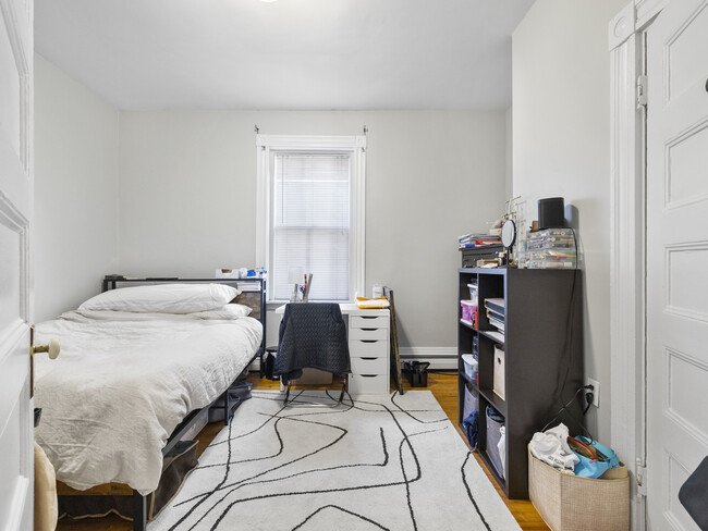 152 Columbia St, Unit 2L in Cambridge, MA - Building Photo - Building Photo