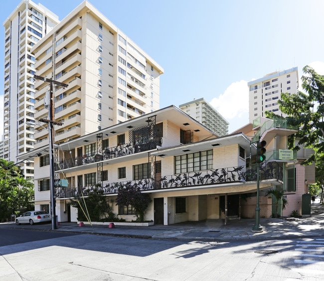 Kaiulani Court in Honolulu, HI - Building Photo - Building Photo