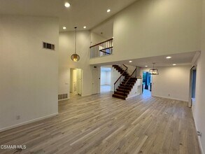 13654 Blacksmith Ct in Moorpark, CA - Building Photo - Building Photo