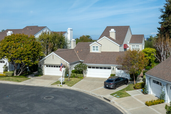 Belcourt in Newport Beach, CA - Building Photo - Building Photo