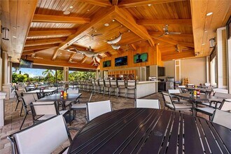 5305 Bartolomeo St in Sarasota, FL - Foto de edificio - Building Photo