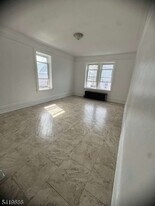 112 Lincoln St, Unit 102 in East Orange, NJ - Building Photo