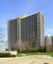 Winton Place in Lakewood, OH - Building Photo - Building Photo