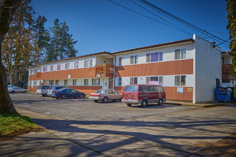 680-690 Lawrence St in Eugene, OR - Building Photo - Primary Photo