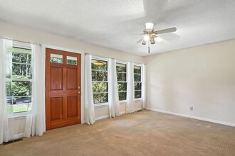 7616 Secluded Acres Rd in Apex, NC - Building Photo - Building Photo