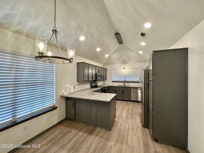5608 Duke St in Lubbock, TX - Building Photo - Building Photo