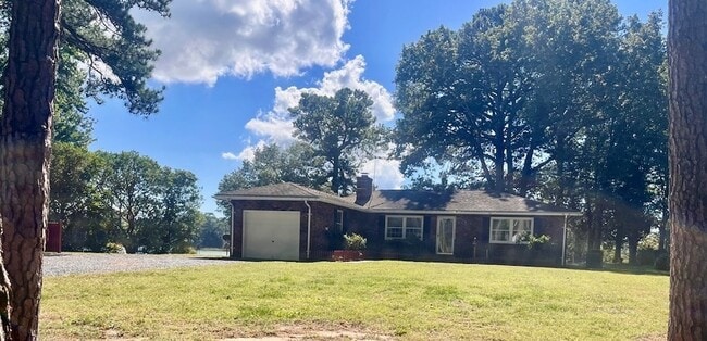 13513 Deerfield Trail in Machipongo, VA - Foto de edificio - Building Photo