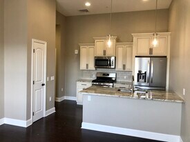 108 N Washington Ave, Unit 902 in Scranton, PA - Building Photo