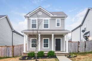 2232 Dale View Dr in Nashville, TN - Building Photo