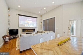 2357 Champlain St NW in Washington, DC - Building Photo - Building Photo