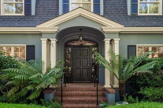 719 W Poplar Ave in San Mateo, CA - Building Photo - Building Photo