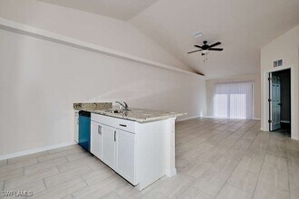 1303 SE 8th Pl in Cape Coral, FL - Building Photo - Building Photo