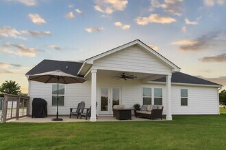 107 Shadowood Ln in Greenwood, SC - Building Photo - Building Photo