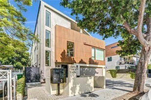 1343 1/2 Seward Street Unit in Los Angeles, CA - Building Photo