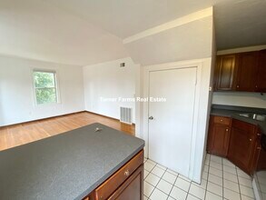 87 Sheridan St, Unit 4 in Boston, MA - Building Photo - Building Photo