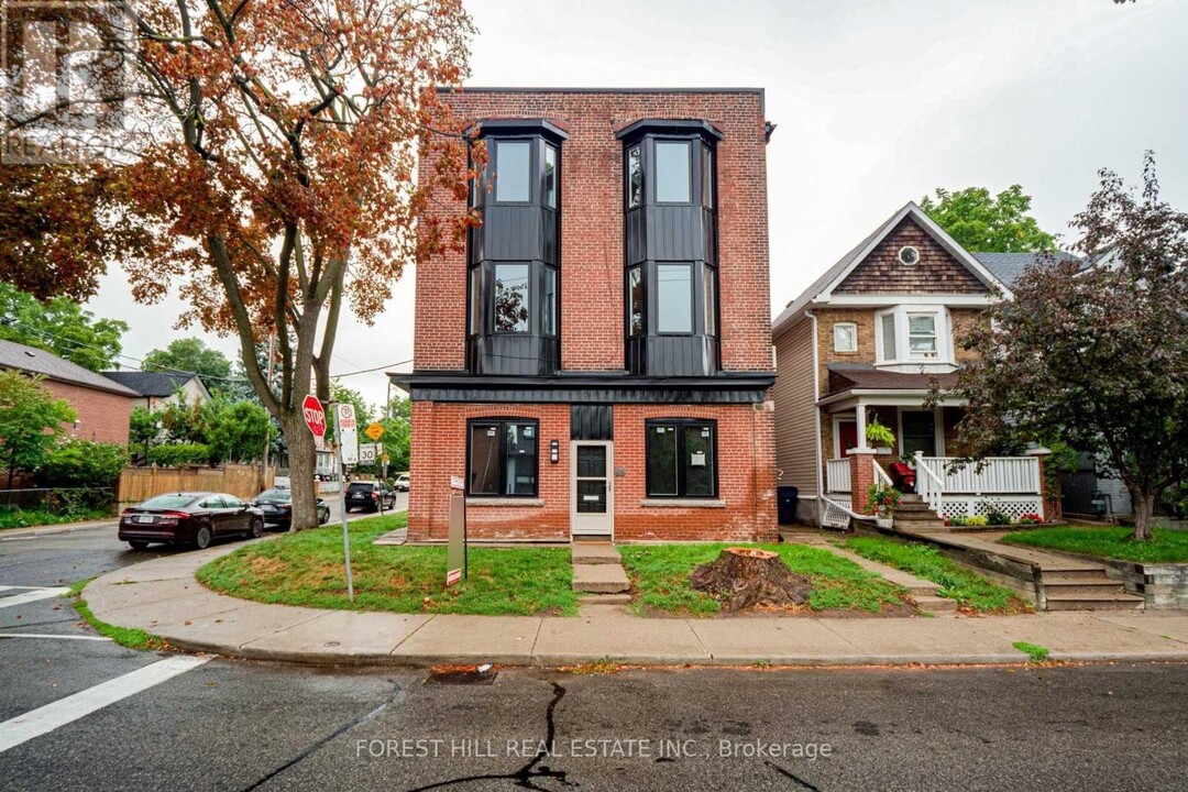 1-1 Greensides Ave in Toronto, ON - Building Photo