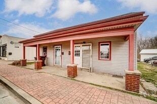 29 N Main St in Walton, KY - Building Photo