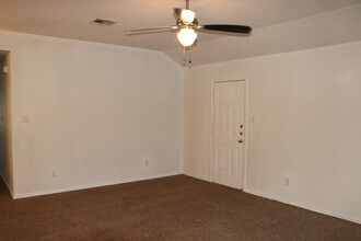 2800 Edgefield St in Killeen, TX - Building Photo - Building Photo