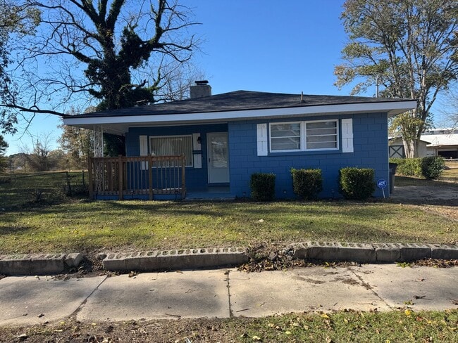 property at 716 S Washington St