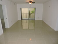 4905 Midtown Ln in Palm Beach Gardens, FL - Building Photo - Building Photo