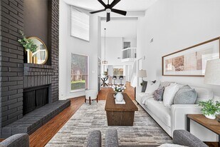 10726 Buffalo Bend Dr in Houston, TX - Building Photo