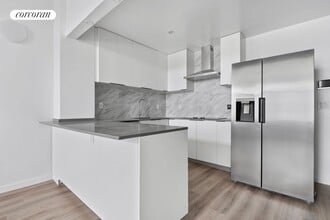4622 Fort Hamilton Pkwy in Brooklyn, NY - Building Photo - Building Photo