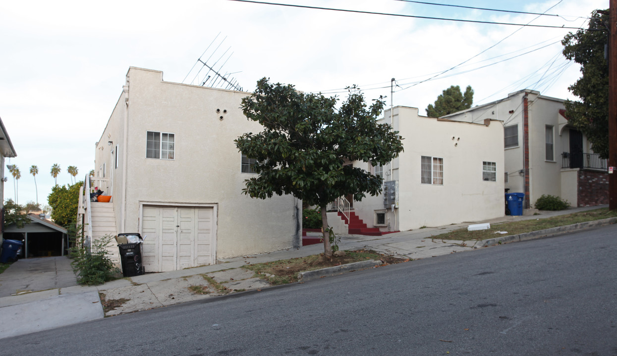 1421 Sutherland St in Los Angeles, CA - Building Photo