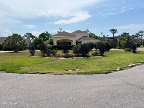 631 Amberjack Dr in Panama City, FL - Building Photo - Building Photo