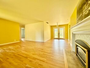 4245 S 183rd St in Seatac, WA - Building Photo - Building Photo