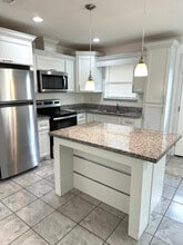 325 Clemente Ave in Brownsville, TX - Building Photo - Building Photo