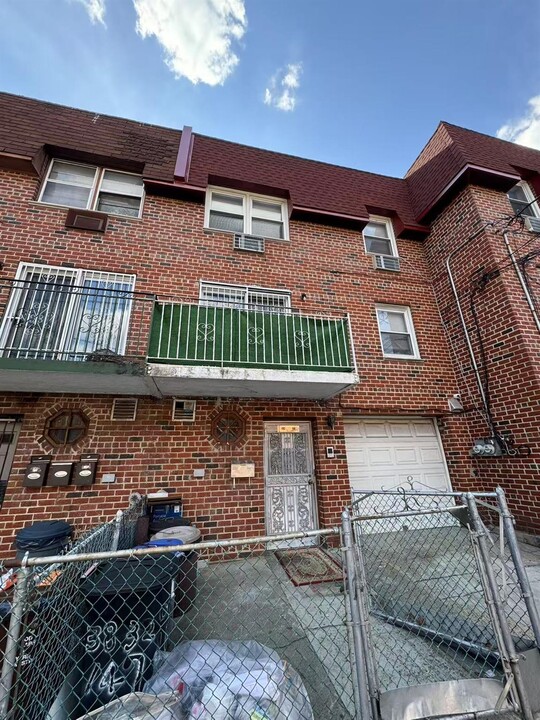 38-32 147th St-Unit -3R in Queens, NY - Foto de edificio