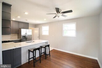 4613 Wilwyn Way in Rockville, MD - Building Photo - Building Photo