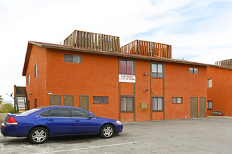 2293-2353 Exeter Dr in Las Vegas, NV - Building Photo - Building Photo