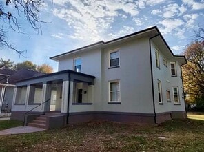 453 S Main Ave in Springfield, MO - Building Photo - Building Photo