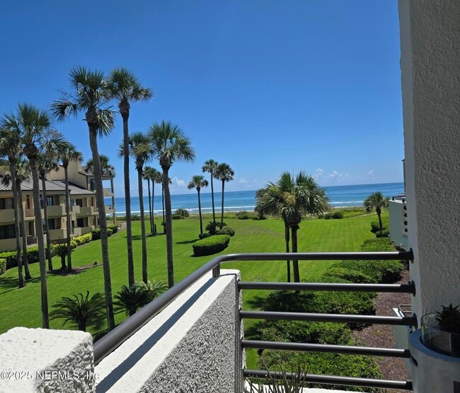 property at 726 Spinnakers Reach Dr