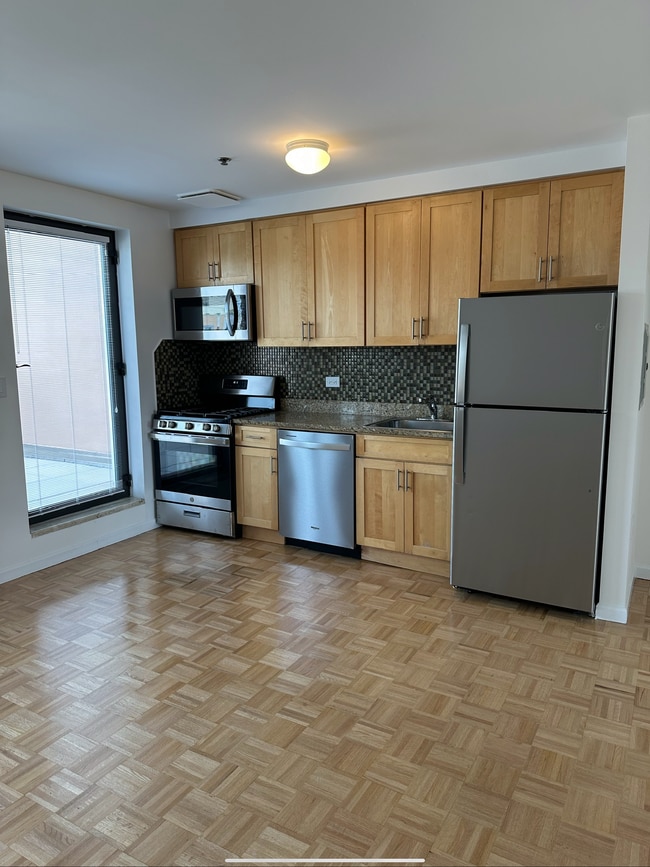 3104 31st Ave, Unit 4