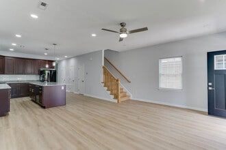 1436 W 39th St in Norfolk, VA - Building Photo - Building Photo