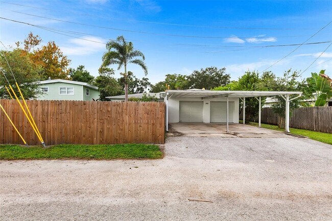 4119 Dr M.L.K. Jr St N in St. Petersburg, FL - Building Photo - Building Photo