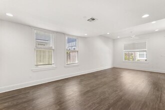 515 Division St in Lake Charles, LA - Building Photo - Building Photo