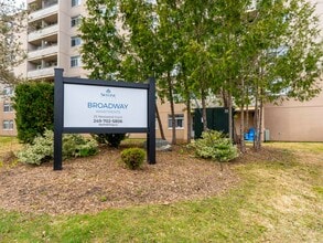 25 Westwood Ct in Kawartha Lakes, ON - Building Photo - Building Photo