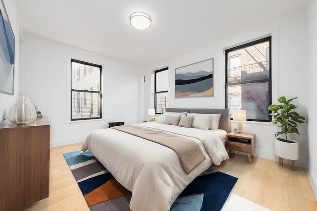 207 Central Pk N in New York, NY - Building Photo - Building Photo