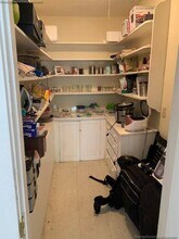 230 South St, Unit 2 in Boston, MA - Foto de edificio - Building Photo