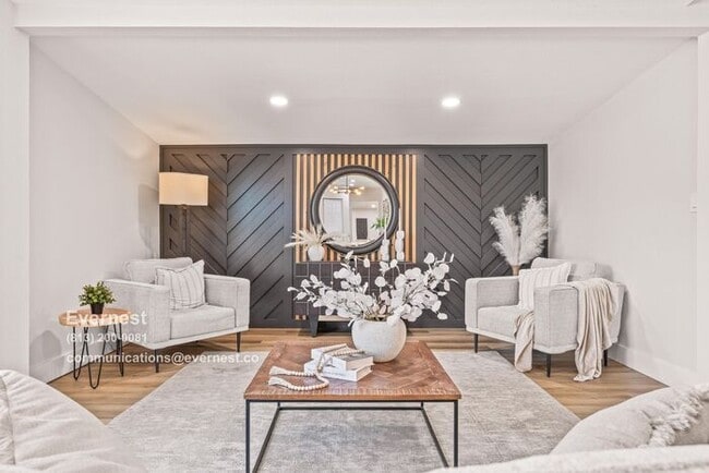 5908 S Manhattan Ave in Tampa, FL - Building Photo - Building Photo